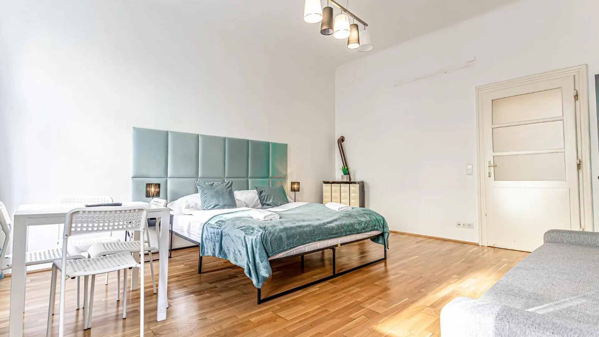 Bright 1Br Apartment 10 Min From Heart Of Wiedeń Austria